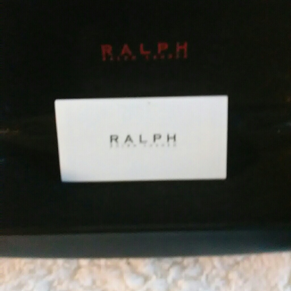 Case - Picture 3 of 3